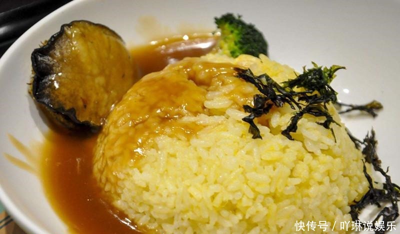 味蕾|鲍鱼捞饭,肥嫩的口感味蕾的享受,一口一个爽翻天