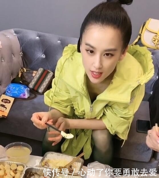 安排|拍摄过程中,吃了公司安排的工作餐,看有什么菜,档次很高