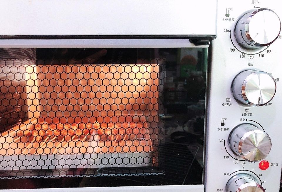 美滋滋|此肉有点贵,香脆可口,做法简单,一次做1斤,全家吃得美滋滋