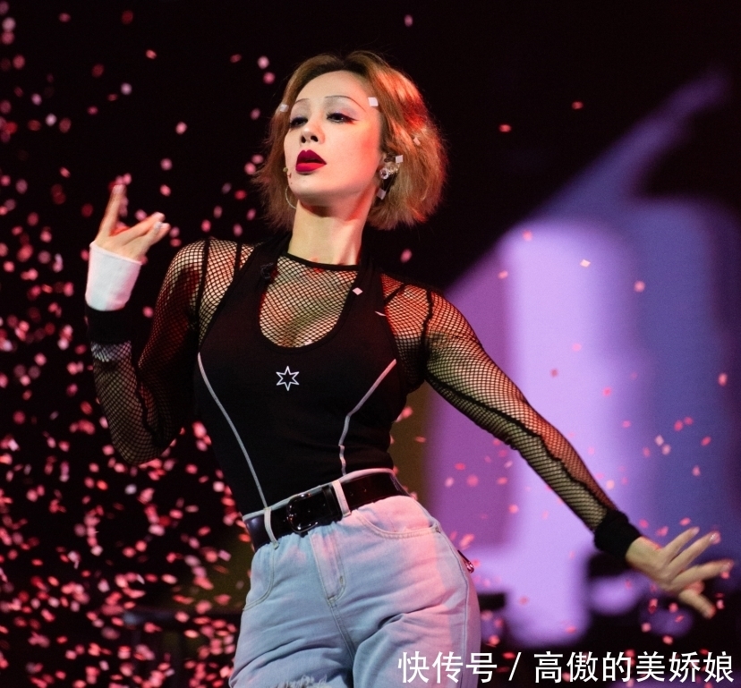 算是非常|《浪姐》四公舞台海报出炉,张雨绮组七人成团,万茜组阵容绝了