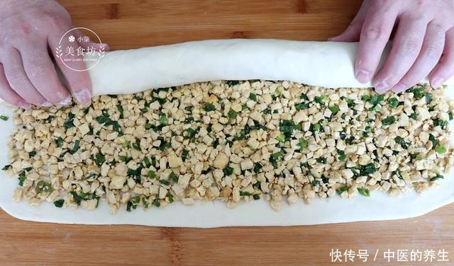不用|豆腐里加3个鸡蛋,不用蒸不用炖,层层裹着馅料,比包子简单过瘾