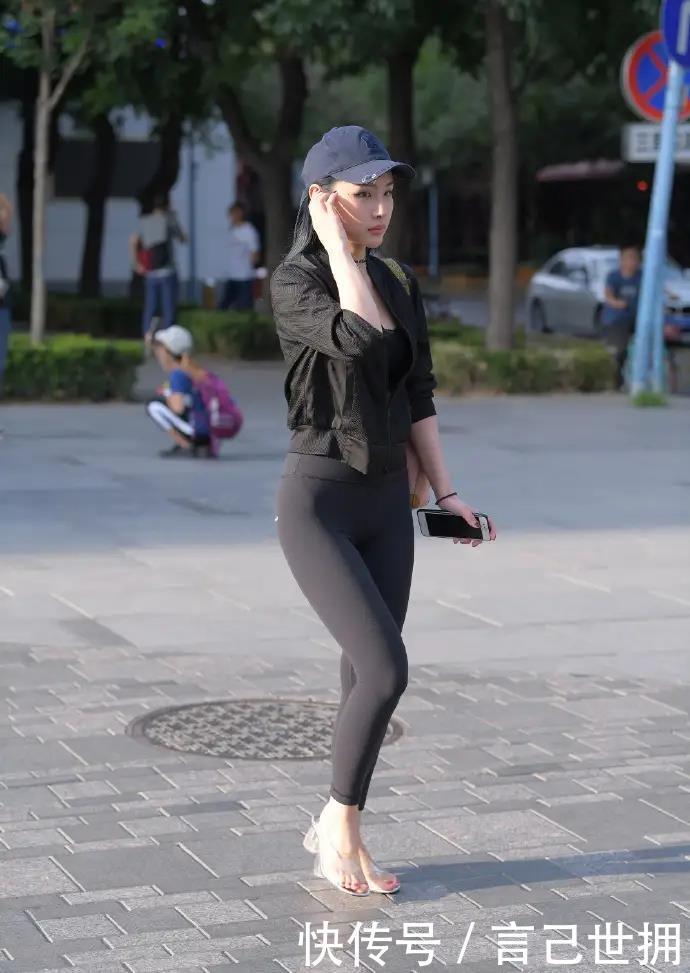  效果|微胖女孩不必担忧，打底裤时髦又显瘦，轻松化解你的苦恼！