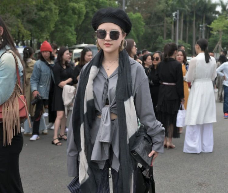  高跟鞋|最近小姐姐的“高跟鞋”火了，春季穿刚刚好，搭配裙子美翻了