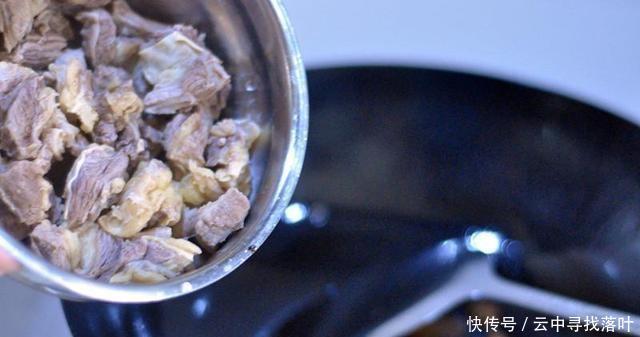 牛腩|红烧土豆炖牛腩,真的不难,跟着我做,吃饱了称赞