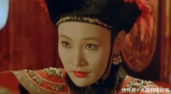 动人|她们曾是《末代皇帝》中美艳动人的两大女神，如今再演姐妹无人识