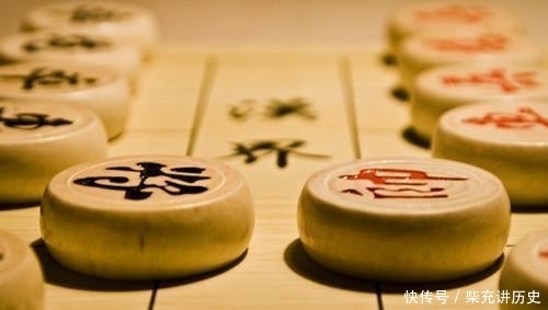 父亲就|为何象棋中“将”与“帅”不能碰面? 原因很简单, 和一个故事有关