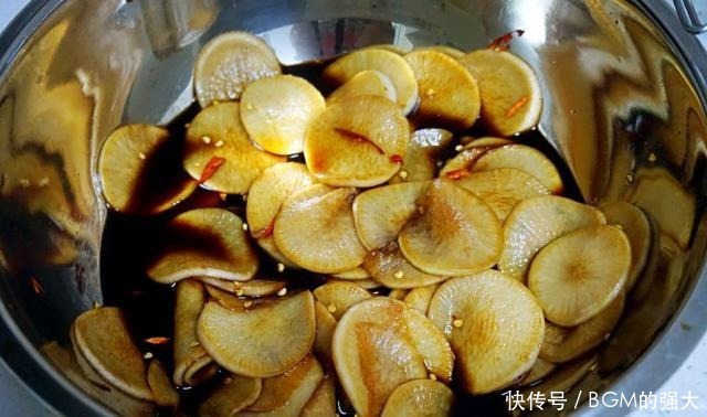 香辣|萝卜这样腌,香辣脆甜爽口下饭,我家顿顿离不开,储存半月不会坏