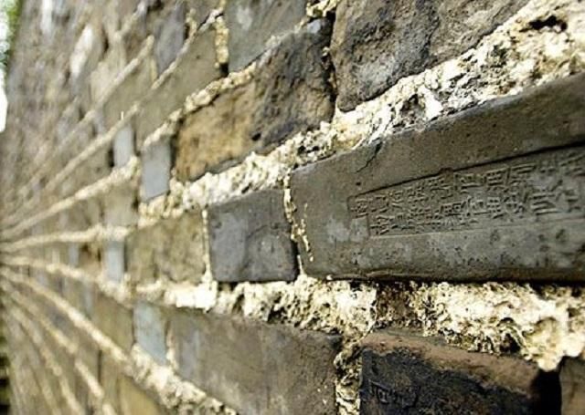 诸侯国|长城为什么2000年屹立不倒秦朝、汉朝、明朝都立下了不朽功勋