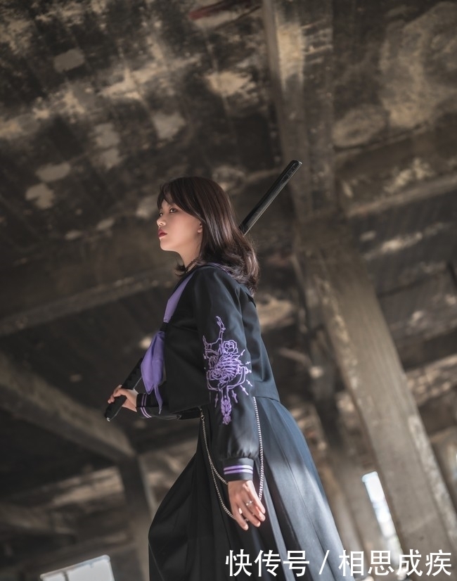 日本|日常JK制服cosplay,水友:日本黑道?