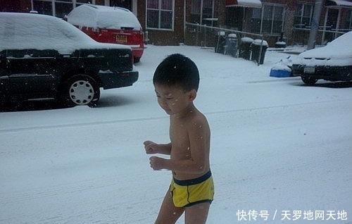 接受|当年接受“鹰式教育”的小孩，曾3岁开始雪地裸跑，如今还好吗？