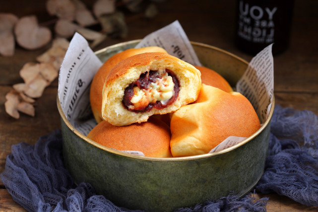  面包|奶香浓郁吃一次就上瘾的面包，孩子整天惦记着，做法不难小白也会