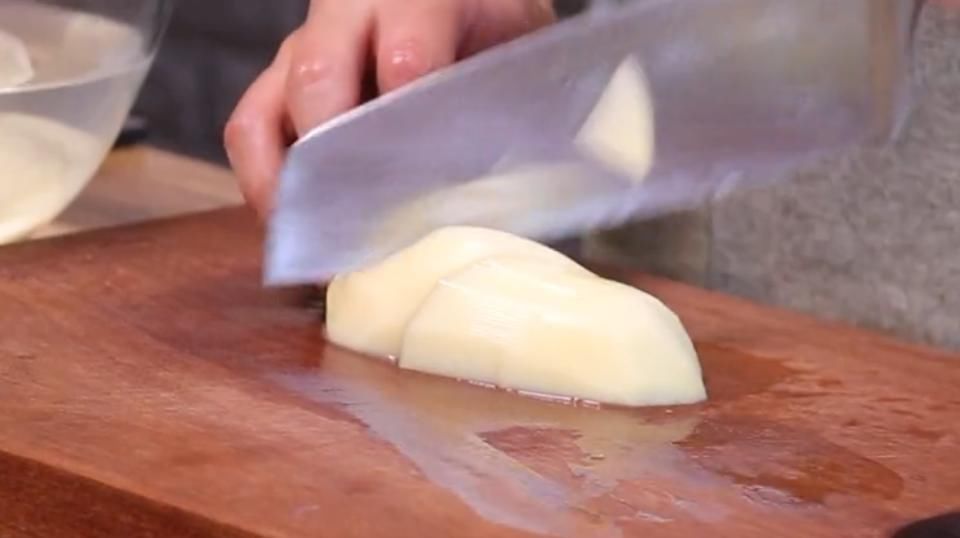 好吃|排骨与土豆是绝配,土豆软绵,排骨入口即化,好吃到停不下来