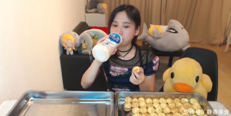 露馅|密子君为证明没“假吃”!她挑战300个泡芙,站起身后却露馅了
