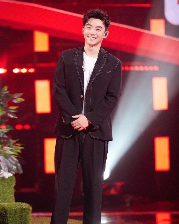 强劲|郑恺想当张韶涵演唱会嘉宾,恺哥不仅演技优秀,唱歌实力强劲