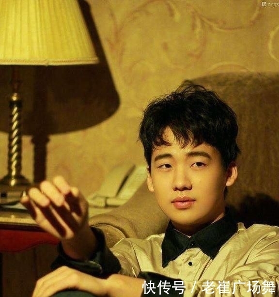 郭德纲|蹭完爹的热度蹭儿子的热度, 真当老郭父子俩是免费WiFi?