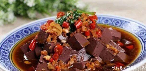  切成|一些简单的招待家常菜，鲜香会让人耳目一新，当你闻到香味时