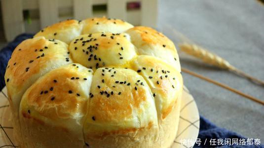 蓬松|想吃面包不用买,大厨教你在家和面自己做,出锅蓬松鲜香又拉丝