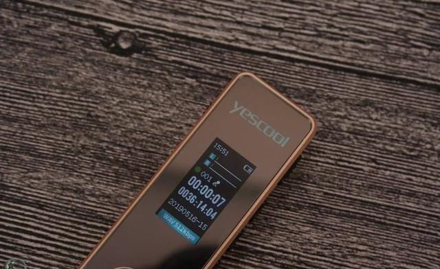 垃圾|比索尼便宜十几倍，这种白菜价录音笔好用吗？网友：简直是垃圾