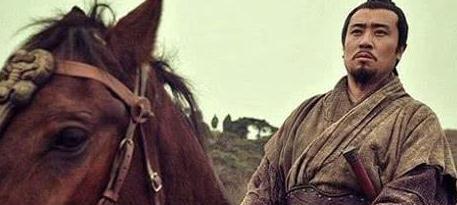 兄弟|此人本想投靠刘备，却被赵云一枪刺死，刘备子龙兄弟来了！