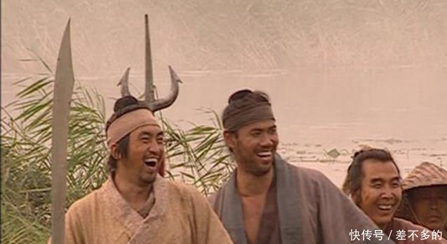 龙袍|此好汉偷喝皇帝御酒, 私穿龙袍兜风, 为何最后还得了善终!