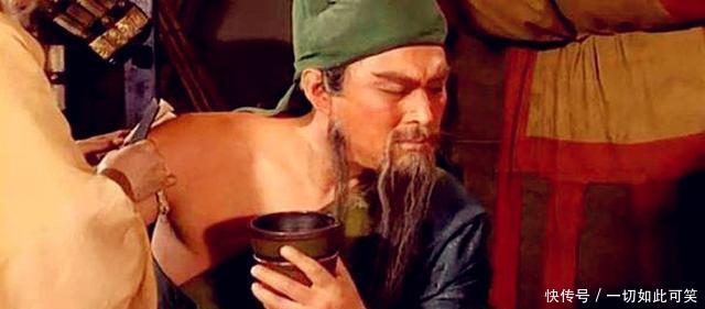 刮骨|三国十大狠角色 关羽刮骨疗毒上榜 第3是皇帝 第1是位美貌黑寡妇