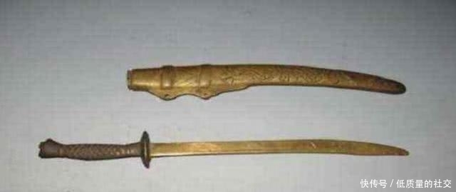 售卖|老人500万售卖家传宣统宝刀,专家失望指责,老人:你们没资格