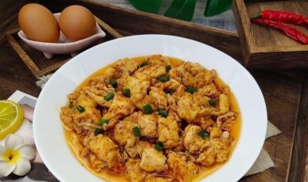 家常|家常炒蛋谁都会,但酱汁炒蛋你肯定没吃过口感嫩滑,拌饭吃秒光