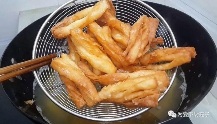 简单|我家零食从来不用买,切一切锅里一炸,比油条薯片好吃,越嚼越香