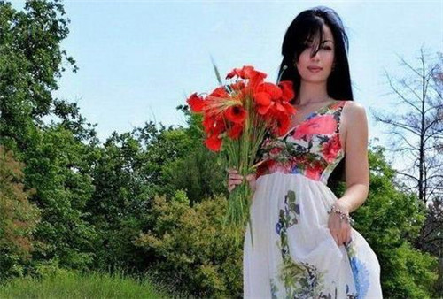  人称|金三角最危险女毒枭，人称“罂粟女皇”，我国出手后如今生死成迷