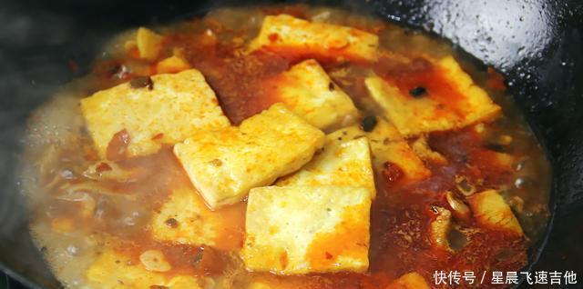 别光|豆腐别光炒着吃，教你家常好吃做法，我家一直这样做