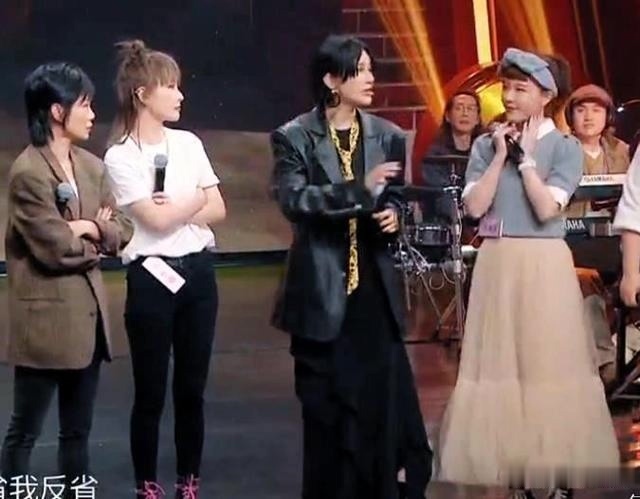 真不|都是“怪咖”,可是华晨宇跟尚雯婕怪得还真不一样