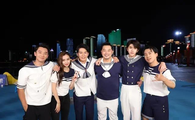 日常|《奔跑吧》第101期收官!兄弟团日常挑战指压板,烧脑模式再度开启