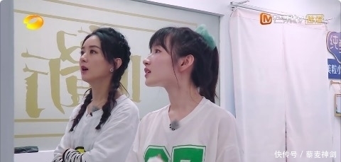 开播|《中餐厅》开播,赵丽颖被逼哭,果然,只有她才能搞定这两个男人