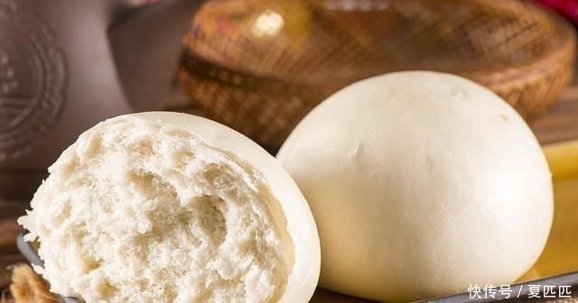  烙饼|不管蒸馒头还是烙饼，发面只加酵母是大忌！加这2样，分分钟溢盆