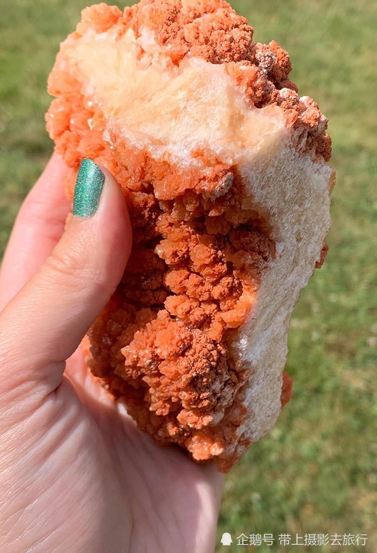 块水晶|她收获一块鸡排石头,因太美味走红,网友好想咬一口