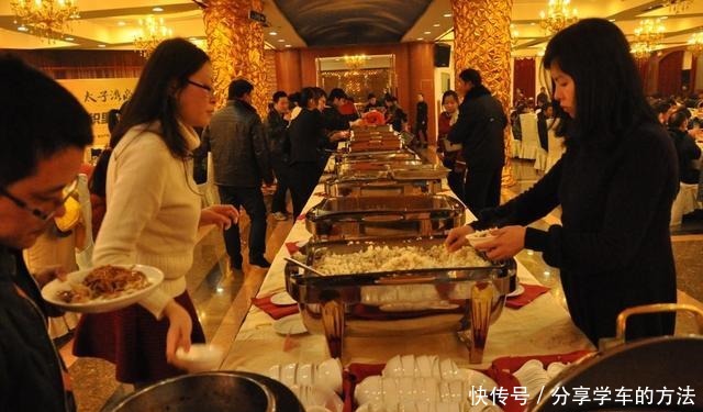 自助餐|8块钱自助餐,餐品确实不错,不过老板有一要求自己洗碗