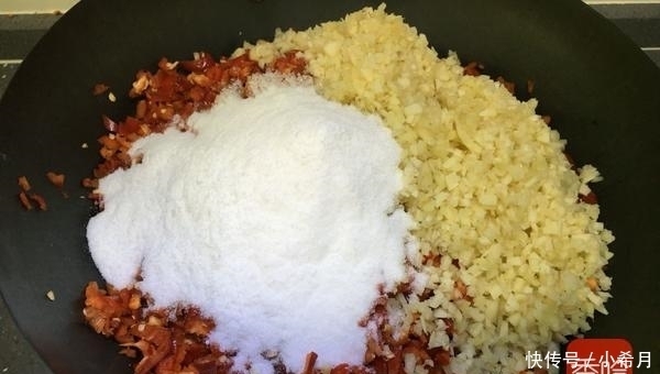 剁辣椒|中国又一个下饭菜火了, 比老干妈还开胃老外表示再贵都要吃