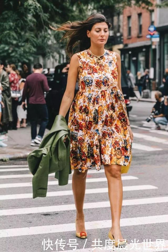 底色|碎花裙怎么挑不俗气