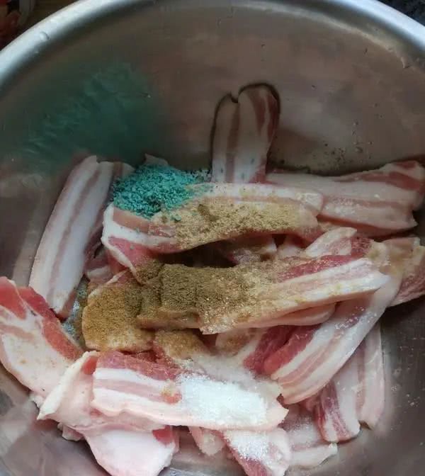 爸爸做|做了二十多年酥肉的父亲,教我怎样做酥肉,才能保证香脆可口