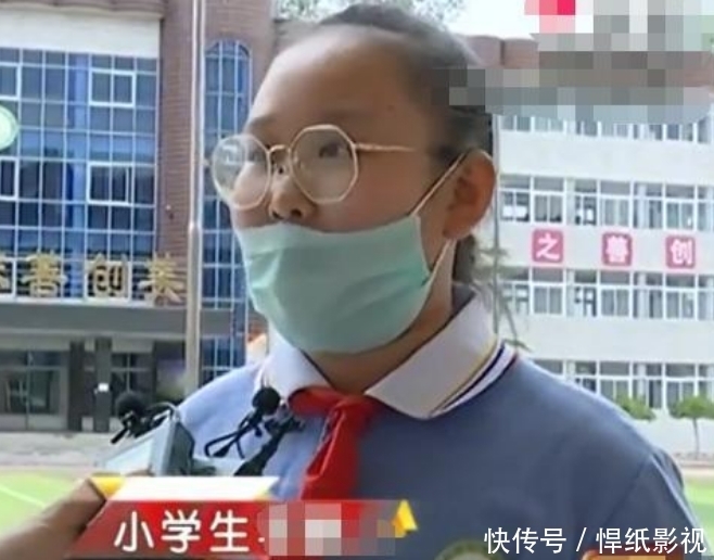  女孩|12岁女孩扶起摔车大妈反被讹，哭着说：10个人都说是我撞的人