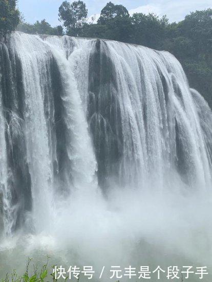  炎岭|去披炎岭雾，坐使瘴花春