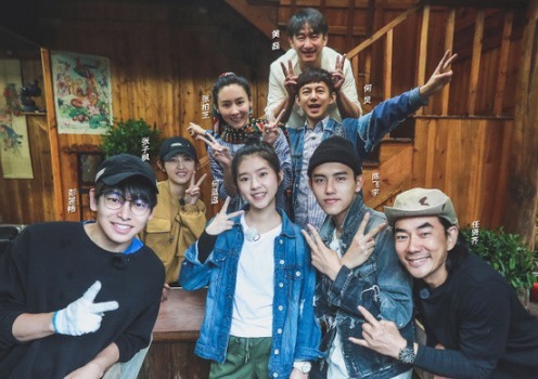  明星|同样是《向往》嘉宾，为何张子枫对谭松韵和何蓝逗是两张脸