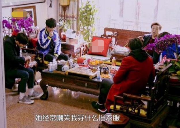  晒出|赵忠祥节目中曾晒出自己的家，当了一辈子播音员，家里却如此节俭