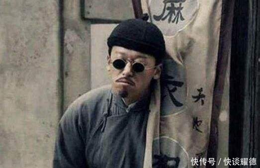 街上|原来街上有那么多算命先生，为何现在却不见踪影，都去哪了？