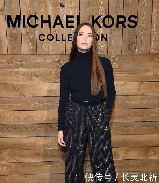  女孩|T型台 | 水果女孩朴秀荣穿上它，好一个明媚灿烂的plmm