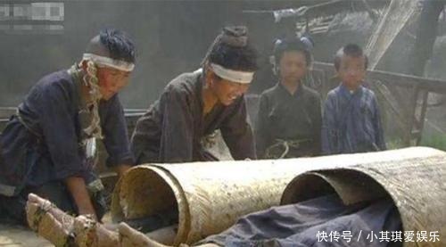 地主|朱元璋大肆屠戮功臣,为何对欺负过自己的地主刘德不杀反赏?