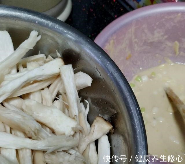 下酒|香炸酥脆杏鲍菇,馋死人了,下酒、当小零食都好吃