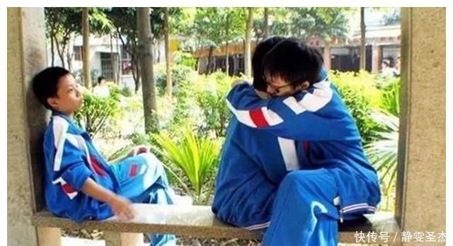 女儿|16岁女儿早恋,宝妈发现后没有打骂,反问一个问题让女儿收心