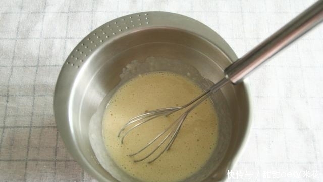 成品|好吃不腻香蕉松饼,好操作,焦糖色成品,松软好入口,娃超喜欢!