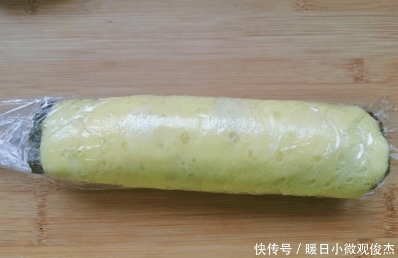 试试|孩子挑食怎么办?试试这款厚蛋烧版寿司卷,营养丰盛味道佳